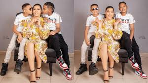 She had her elementary schooling in lagos and ogun states. I Pray Your Labor On Your Children Will Never Go In Vain Actress Adunni Ade Writes As She Shares Adorable Photos With Her Kids Lucipost