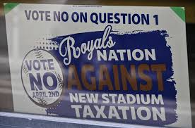 Kansas can try to lure the Chiefs, Royals — it won't be cheap