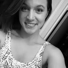 Sara Heim's Instagram, Twitter & Facebook