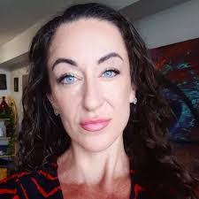 Renee Primeau's Instagram, Twitter & Facebook