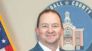 Michael Worthey's Instagram, Twitter & Facebook