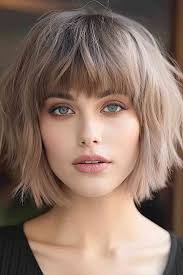 Anne Bayly's Instagram, Twitter & Facebook