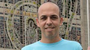 Cuando hice la primera gala drag en el barrio lo pasé mal por los insultos"