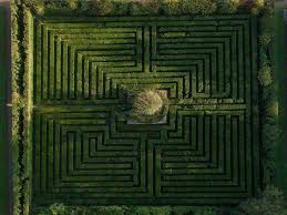 The Most Famous Garden Mazes In Italy Offentlig Konst Labyrint Konst