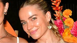 Family of 4 tragically killed after getting in car to escape hurricane  floodwaters