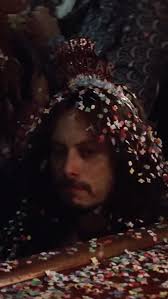 If you start Forrest Gump at exactly 10:38:57 PM tonight, Forrest will say  “Happy New year, Lieutenant Dan!” at midnight. 🎉🥂