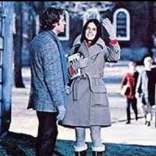Love Ali Mcgraw S Full Skirted Coat In Love Story Ali Macgraw Ali Macgraw Love Story Style Inspiration Fall