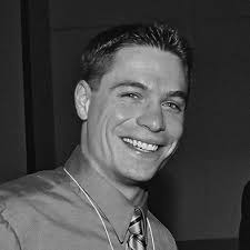 00 01 02 FivE yEAR ANNivERSARy REPORt