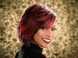 Bob Hairstyle With Feathered Layers From Nikia Gorham Bob Hairstyles Feathered Bob Hairstyles Layered Bob Hairstyles