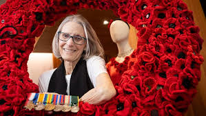 Australians Queue for Hours as Poppy Coins Honor WWII Heroes