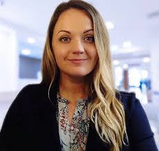 Amber Kingsley's Instagram, Twitter & Facebook