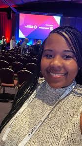 Jennifer Martines's Instagram, Twitter & Facebook