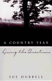9780679769507 A Country Year Living The Questions Abebooks Hubbell Sue 0679769501