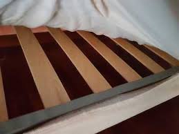 Divano letto con doghe in legno in vendita in arredamento e casalinghi: Divano Letto Con Doghe Ikea Ebay