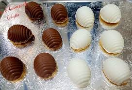 Gateau Halazoun Voici De Gateaux Tres Jolie A Presenter Ceux Sont Des Sables Au Cacahuetes Tres Gateau Oriental Facile Sables Au Chocolat Gateau Oriental