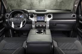 Sr, sr5, limited, trd pro, platinum, and the 1794 edition. Comparison Toyota Tundra Double Cab Sr5 Ffv 2015 Vs Ram 1500 Crew Cab Limited 2015 Suv Drive