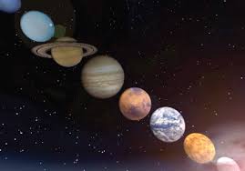 Sistemul solar alcatuit din soare, planete (mercur, venus, pamant, marte, jupiter, saturn, uranus, neptun si pluto??), sateliti ai planetelor, asteroizi, comete este un element infim din univers. Planetele Se Alinieaza Marte Se Apropie Cel Mai Mult De Pamant Stiri Actuale