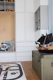 Die Neue Schrankwand Und Lieblingsdeko Fur Das Kinderzimmer Meines Sohnes Kinder Zimmer Schrankwand Kinderzimmer