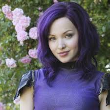 Pin By Beau Verhaar On Descendenții Dove Cameron Descendants Purple Hair Mal Descendants