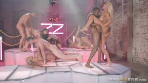 Naughty cougar Nicolette Shea calls her friends in the Brazzers House   Xozilla.com