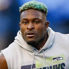 If the Packers could land one of these stars, who are you choosing—DK  Metcalf's size and speed or Davante Adams' route-running and chemistry with  Green Bay? 🤔💥