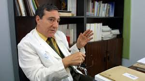 Un servicio de total confianza. Luis Pineiro El Primer Jefe De Servicio De Neumologia De Vigo