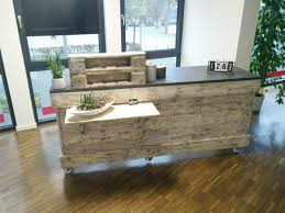 Empfangstheke Aus Paletten Empfangstheke Mobel Aus Paletten Theken