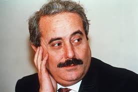 In una sua famosa intervista, giovanni falcone aveva dichiarato la mafia non è affatto invincibile. Giovanni Falcone Bureau Of Educational And Cultural Affairs