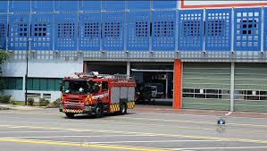 The fire broke out at about 8:15pm in a third storey flat at blk 846 tampines st 82. Alexandra Fire Singapore Fire Ambulance Appliances Facebook