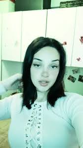 Denise Viola's Instagram, Twitter & Facebook