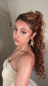 Miss Angelina Jolie’s olympia look ⚜️ , •, •, •, #summerhairstyles  #curlyhairstyle #wavyhairstyles #goddesshair #hairinspo #olympia