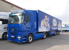 Pin By Malau Travel On Mercedes Benz Trucks Mercedes Benz Trucks Mercedes Truck Trucks