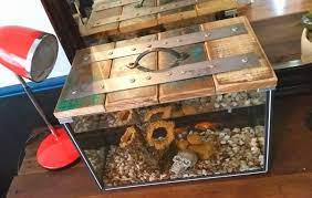 Fish Tank Lid Made From Pallet Wood The Upcycled Hub Diy Fish Tank Fish Tank Stand Fish Tank