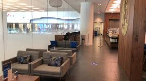 It also offers a priority pass select membership, which offers the primary cardholder and two guests access to over 1,300 lounges. Best Credit Cards For Excellent Credit Cnn