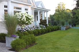 Landscape design ideas to transform your backyard or front yard. 75 Beautiful Front Yard Landscaping Pictures Ideas Houzz