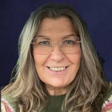 Ruth Winters (@Spookywinters50)