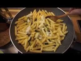 Check spelling or type a new query. Pasta Con Zucchine E Gorgonzola Squisita Youtube