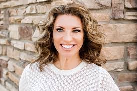 Melissa Parkes's Instagram, Twitter & Facebook