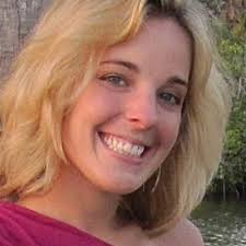 Kari Hampton (@KariGroff)