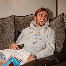 Ben chilwell is a capricorn. Ben Chilwell Be With Your Family Keep Smiling And Stay Facebook