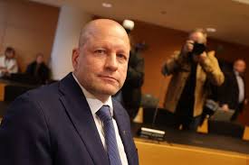 Timo Vornaselta yllättävä PS-ilmoitus – Nyt puhuu Jani Mäkelä