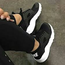 Notitle Tesettur Mayo Sort Modelleri 2020 Spor Ayakkabilar Nike Ayakkabilar