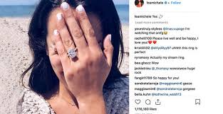 Emily ratajkowski was pictured on the front row at paris fashion week yesterday sporting her emily ratajkowski shows off huge diamond engagement ring at paris fashion week (image: Top Celebrity Engagement Rings That Made For A Happy 2018 Israeli Diamond