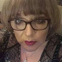 Lorraine Magee's Instagram, Twitter & Facebook