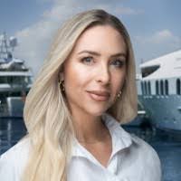 Marla Mcclure's Instagram, Twitter & Facebook