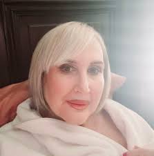 Kim Zolciak Talks Borrowing Money From Daughters Ariana & Brielle Biermann  #WWHL