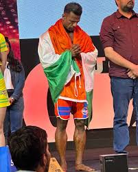 Stage pe gold chaiye to bus dil me aag laga k rakhiye Aur har roj apna best  dete jaiye. . . . 8 days out guys milte hai 🙌🏾 @sheruclassic @ihff_expo