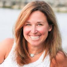 AMBER DONOVAN Obituary (2022)