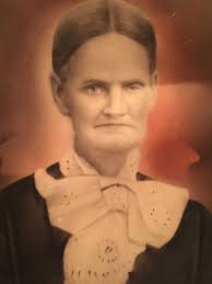 Jeanette Green and toddler MaryAnn Hamby around 1943. Jeanette was the  daughter of Cora Hamby Green and Cecil Green. I don't know how many sisters  Jeanette had (I don't think she had