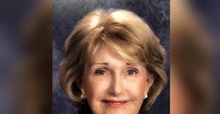 Debbie Hilburn's Instagram, Twitter & Facebook